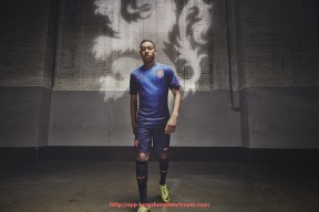 龙珠直播-上下登的健身器材在体育有氧训练课程中的使用指南